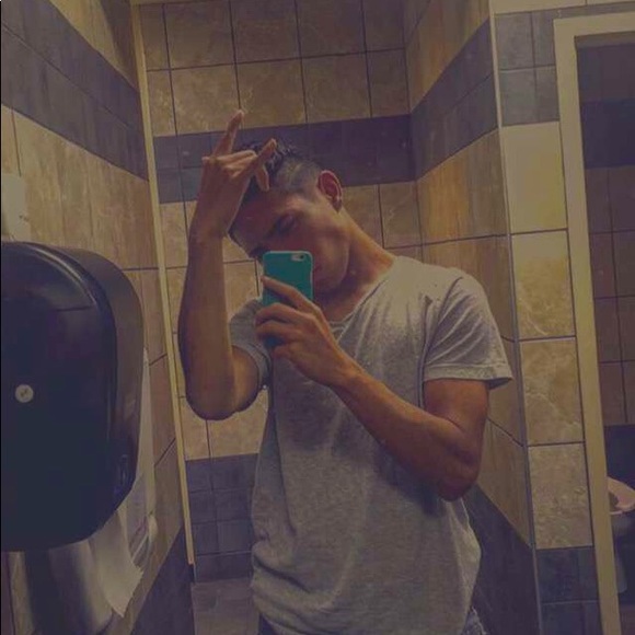 Meet your Posher, Candido - Picture 1 of 1